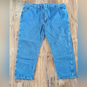 Rustler Men's Relaxed Fit Blue Jeans